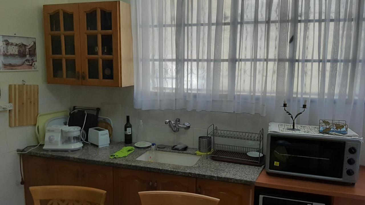 Zohar'S Apartment Haifa Bagian luar foto